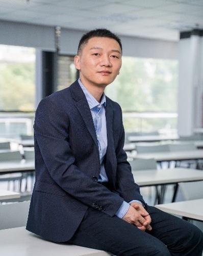 Liang XU Liang XU